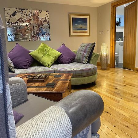 The Mews 2 Bedroom With Private Parking โอบาน ภายนอก รูปภาพ