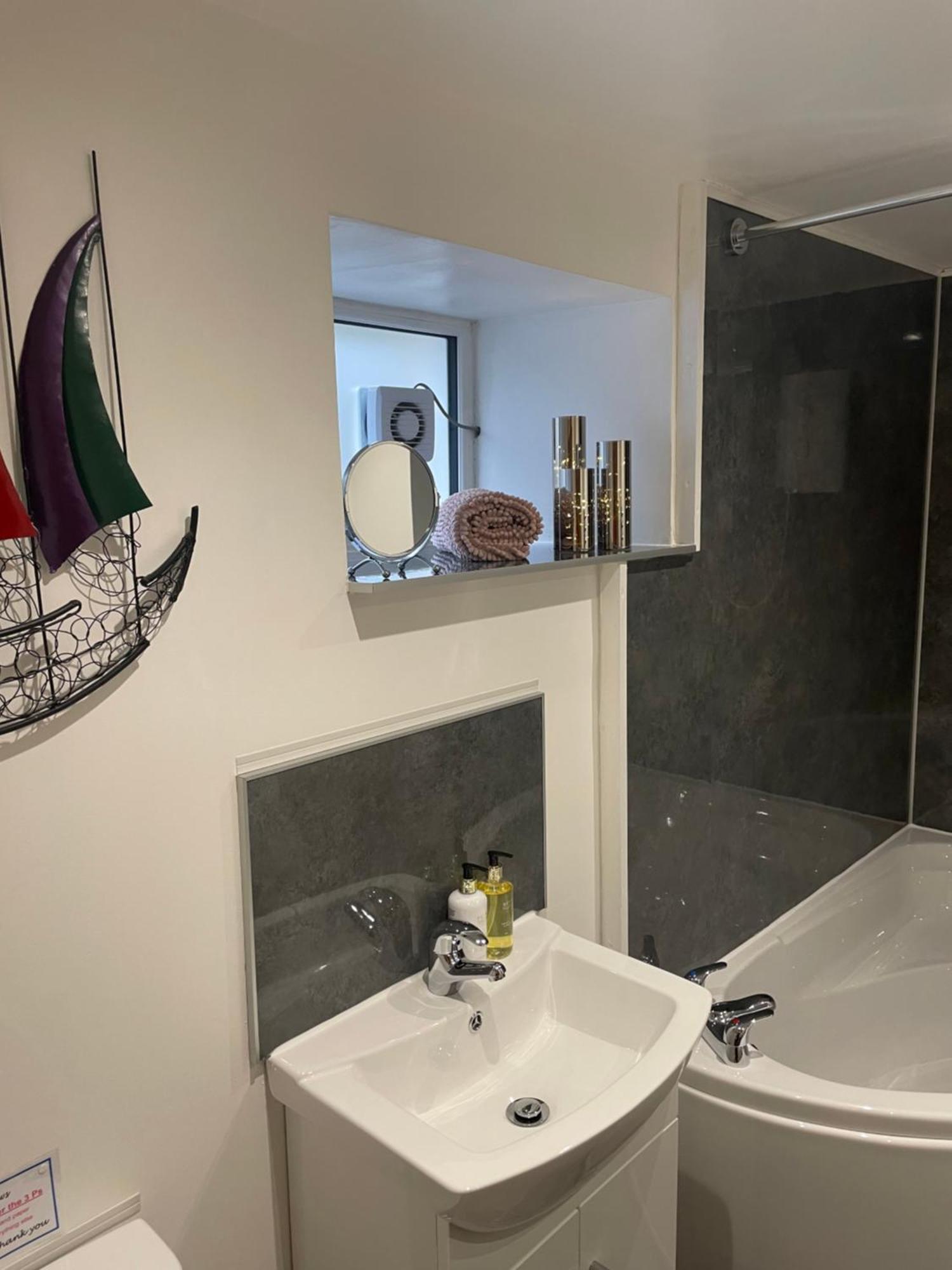 The Mews 2 Bedroom With Private Parking โอบาน ภายนอก รูปภาพ